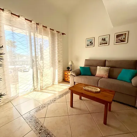 Apartamento Cozy Seaside 323 In Parque Santiago 2